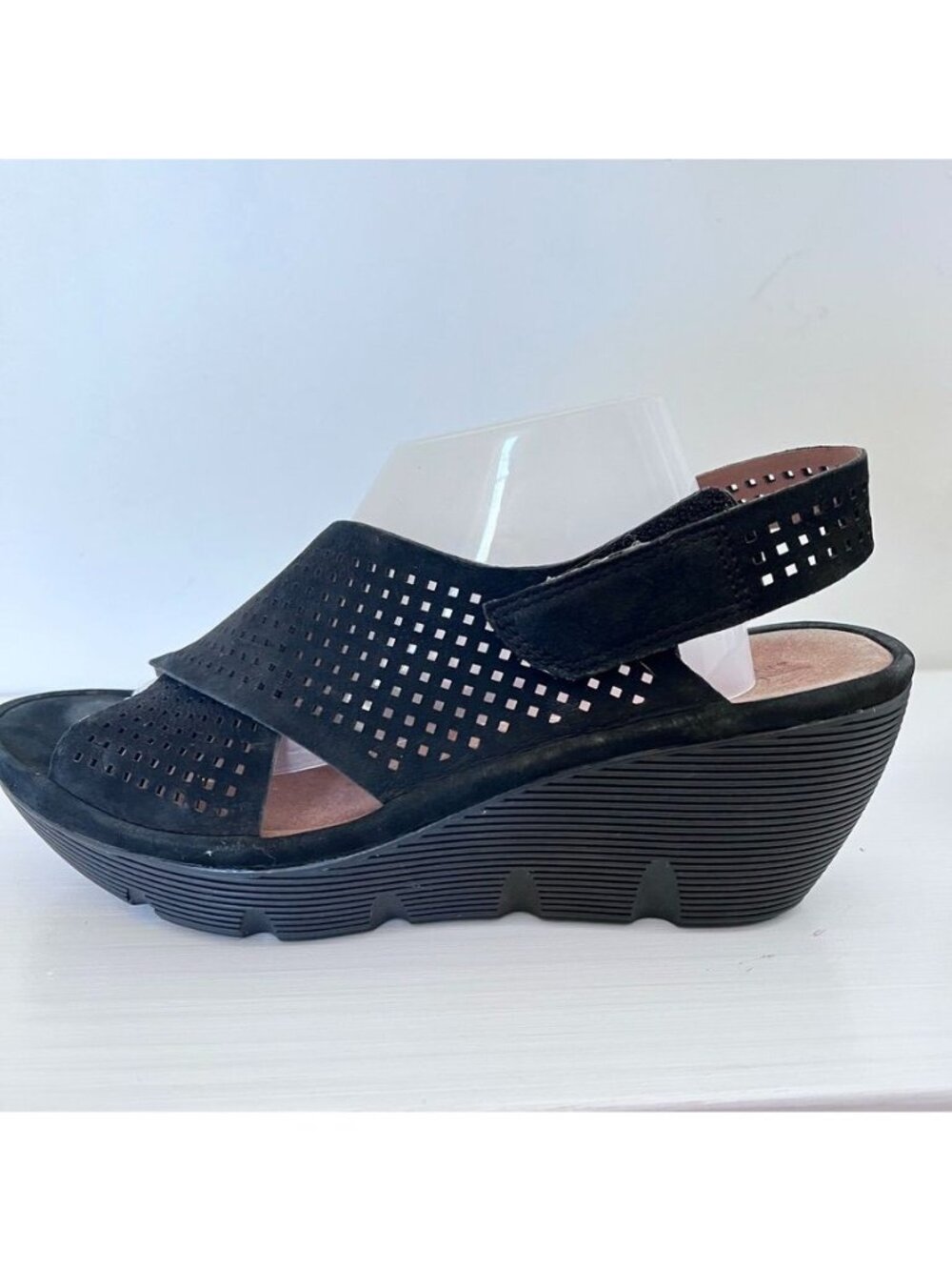 Clarks Artisan Clarene Award Sandals 8M Black Nubuck Wedge Slingback Adjustable - Picture 5 of 12